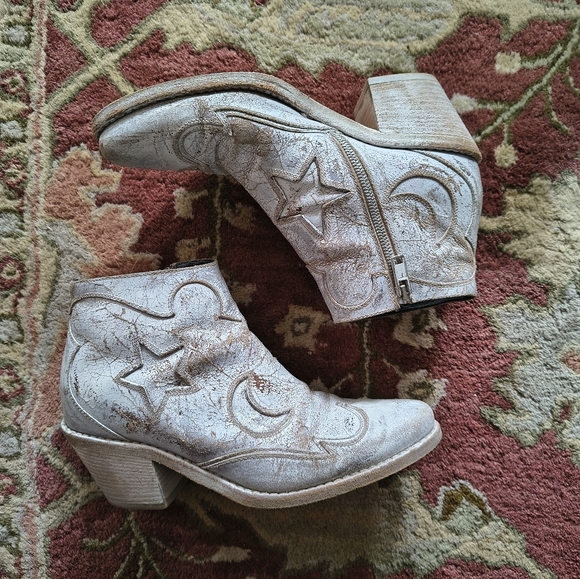 Alexander McQueen McQ Grey Distressed Cowboy Ankle Boots 40 - Picture 2 of 9